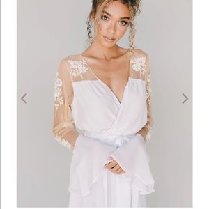 Robed with Love HILDY ROBE- BRIDE/ WHITE/ SMALL